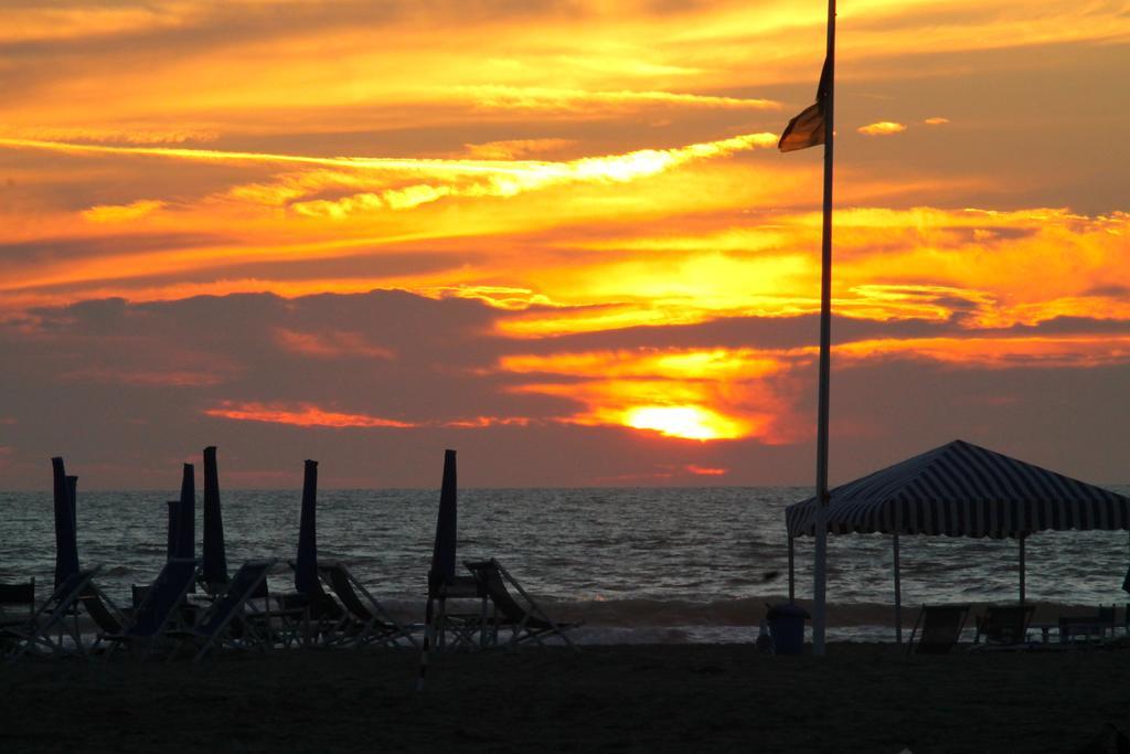 Hotel I 4 Assi Viareggio Exterior foto